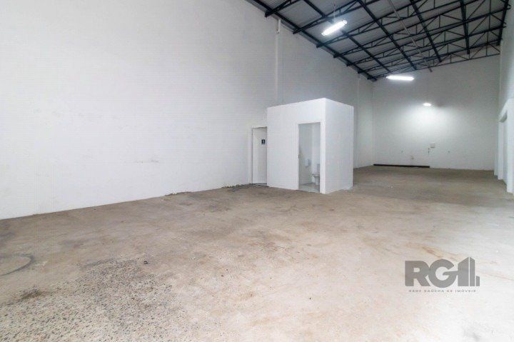 Pavilhão com 170m² no bairro Menino Deus em Porto Alegre para Comprar