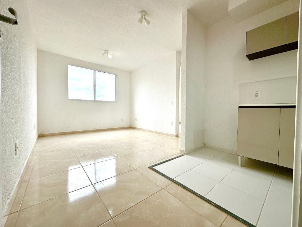 Apartamento com 41m², 2 dormitórios no bairro Sarandi em Porto Alegre para Comprar