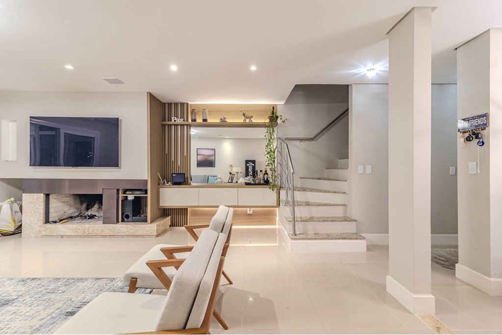 Casa de Condomínio com 190m², 4 dormitórios no bairro Tristeza em Porto Alegre para Comprar