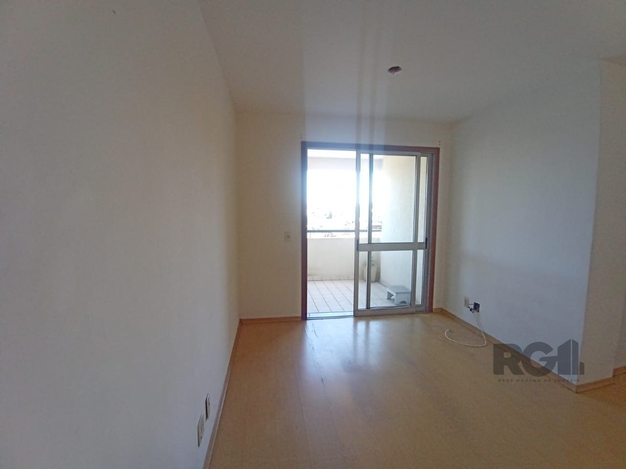 Apartamento com 72m², 3 dormitórios no bairro Petrópolis em Porto Alegre para Comprar