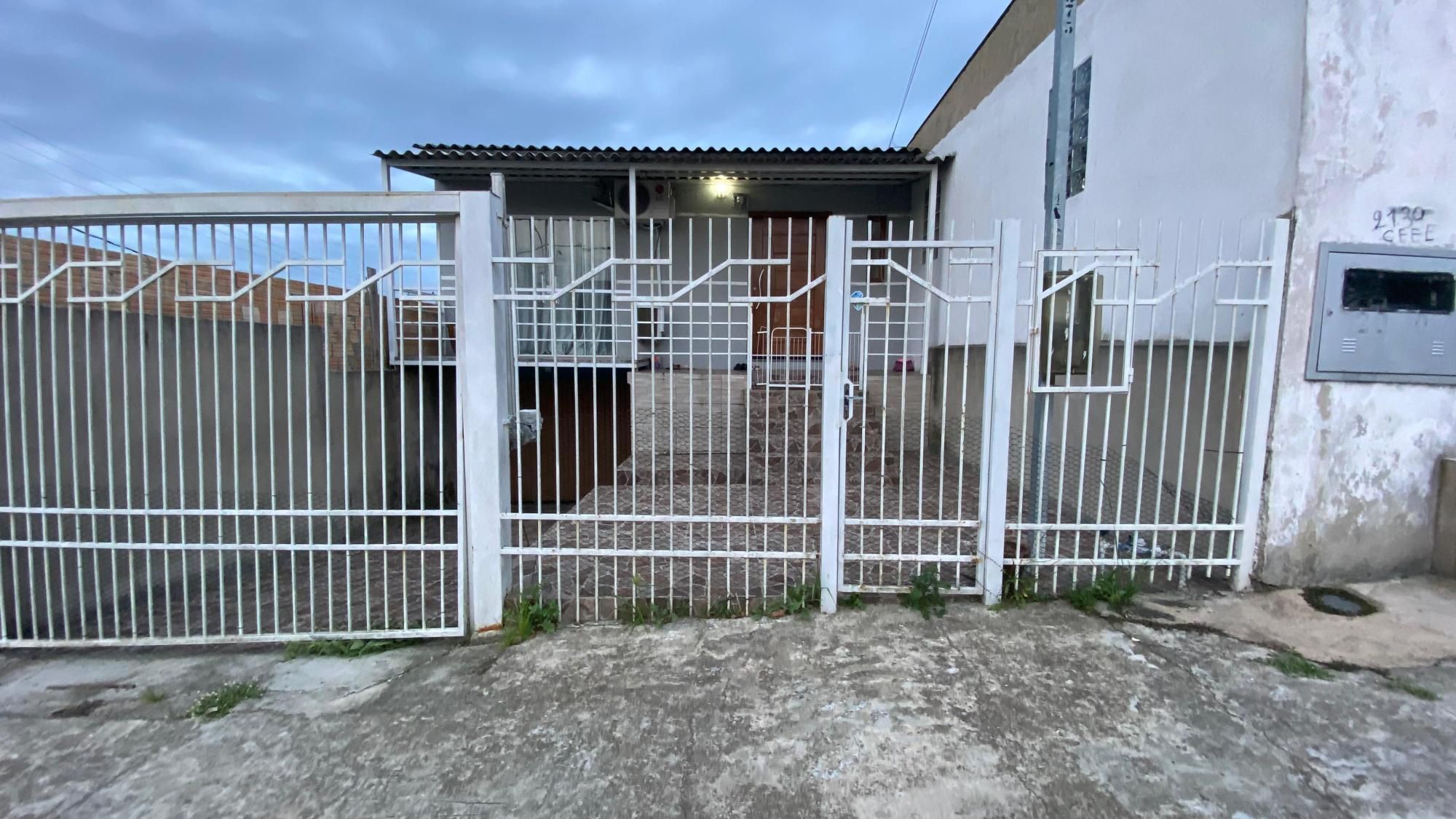 Casa com 113m², localizada no bairro Mario Quintana em Porto Alegre/RS.