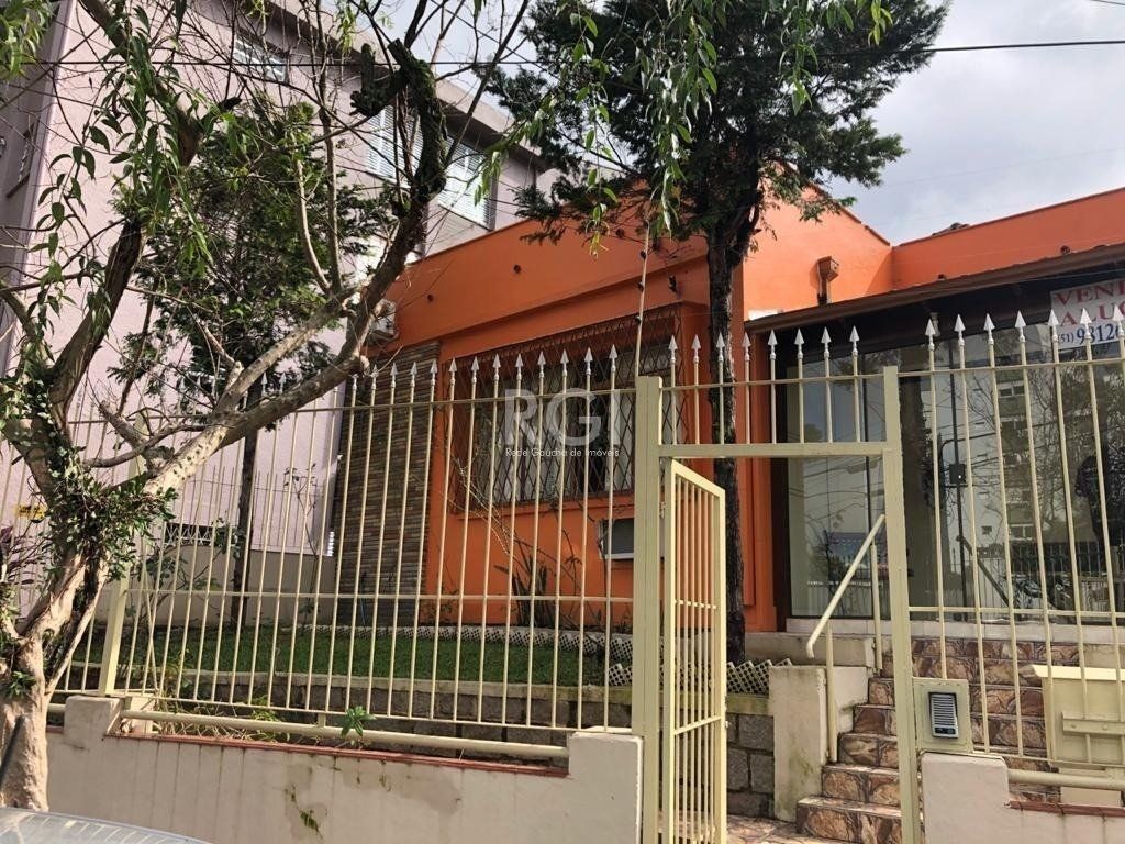 Casa com 164m², 3 dormitórios no bairro Petrópolis em Porto Alegre para Comprar