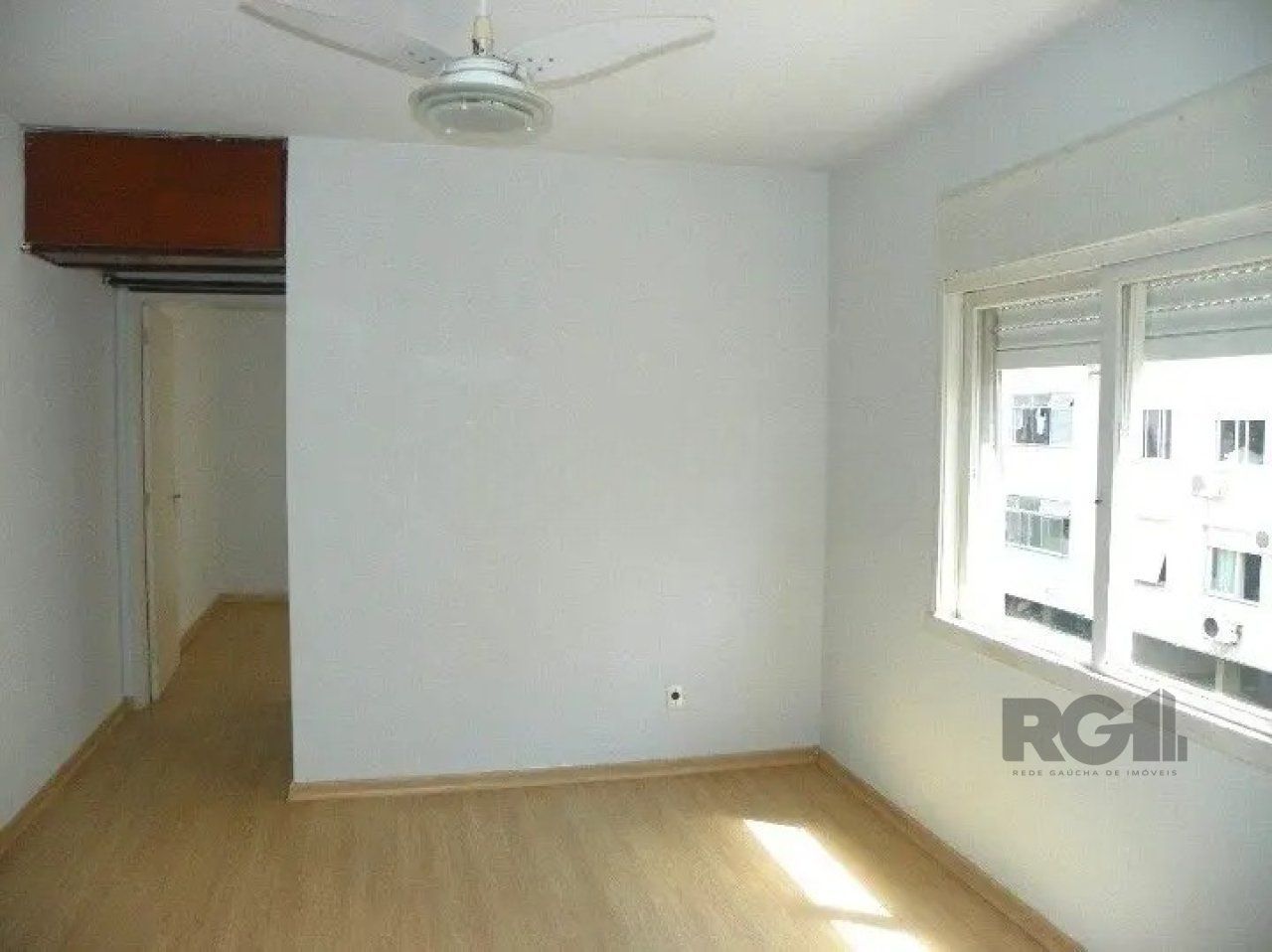 Apartamento com 38m², 1 dormitório no bairro Menino Deus em Porto Alegre para Comprar