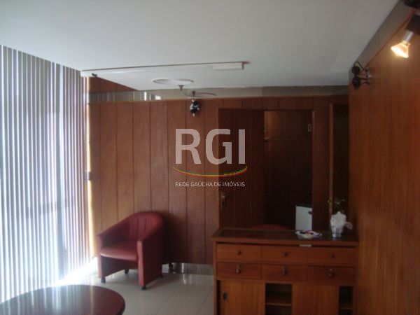 Sala Comercial com 48m², 1 dormitório no bairro Moinhos de Vento em Porto Alegre para Comprar