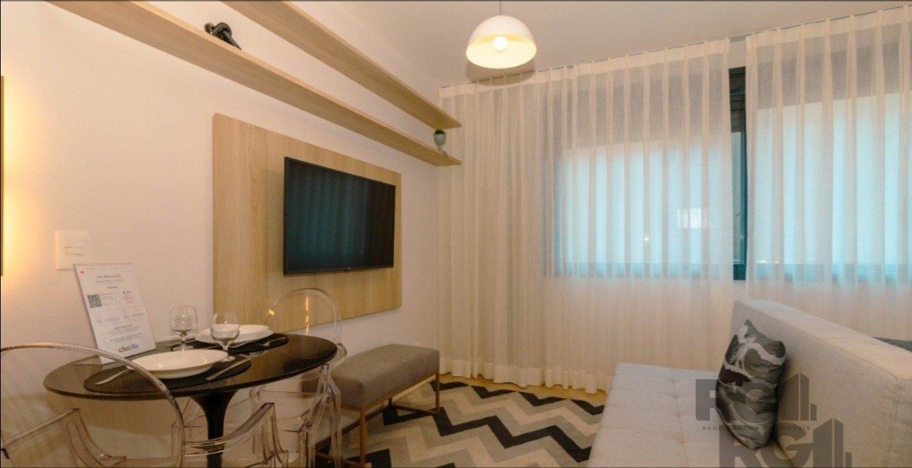 Apartamento à venda com 30m², 1 quarto, 1 vaga no bairro Mont Serrat em Porto Alegre