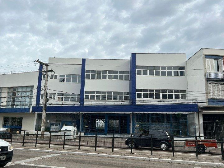 Prédio Comercial com 2.130m² no bairro Passo da Areia em Porto Alegre para Comprar
