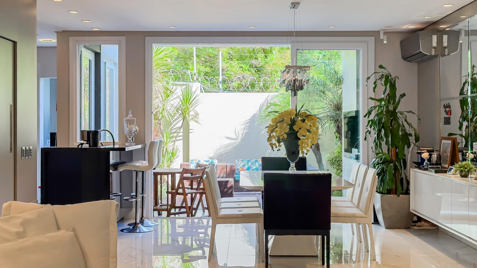 Casa de Condomínio à venda com 3 quartos, 330m² - Foto 5
