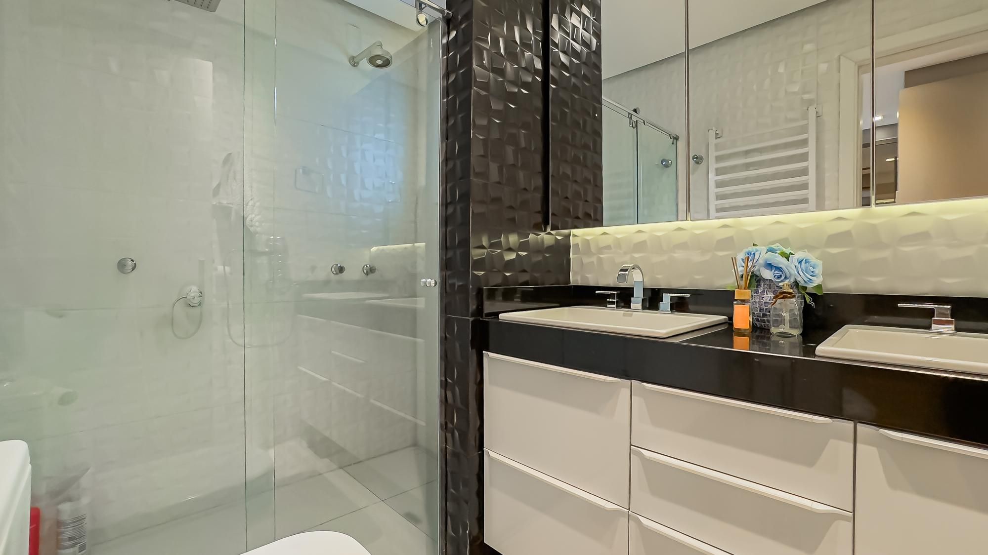 Casa de Condomínio à venda com 3 quartos, 330m² - Foto 33