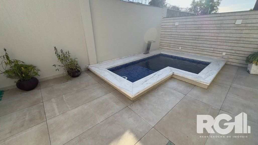 Casa de Condomínio à venda com 3 quartos, 241m² - Foto 5