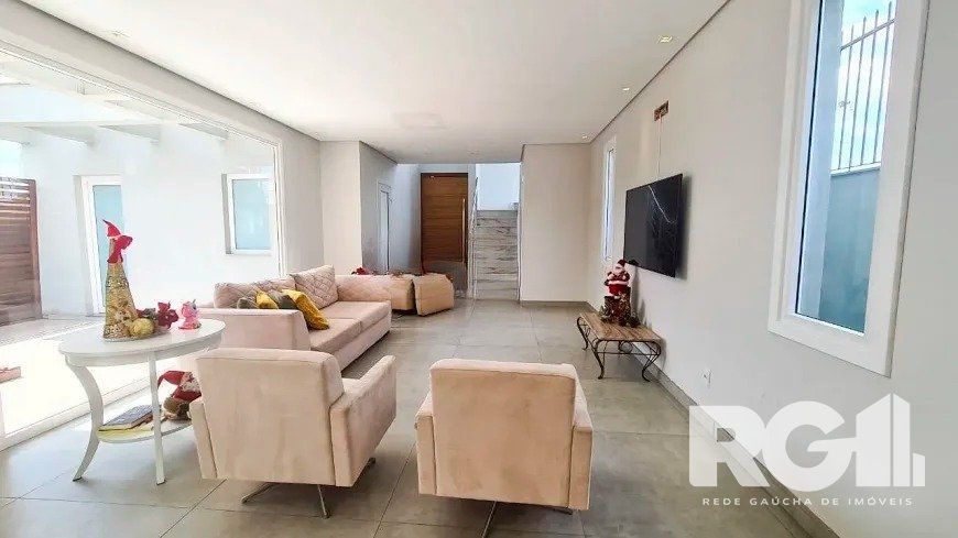 Casa à venda com 4 quartos, 240m² - Foto 5
