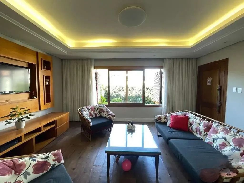 Casa Térrea com 3 dormitórios e salão de festas no Jardim Planalto — foto 4