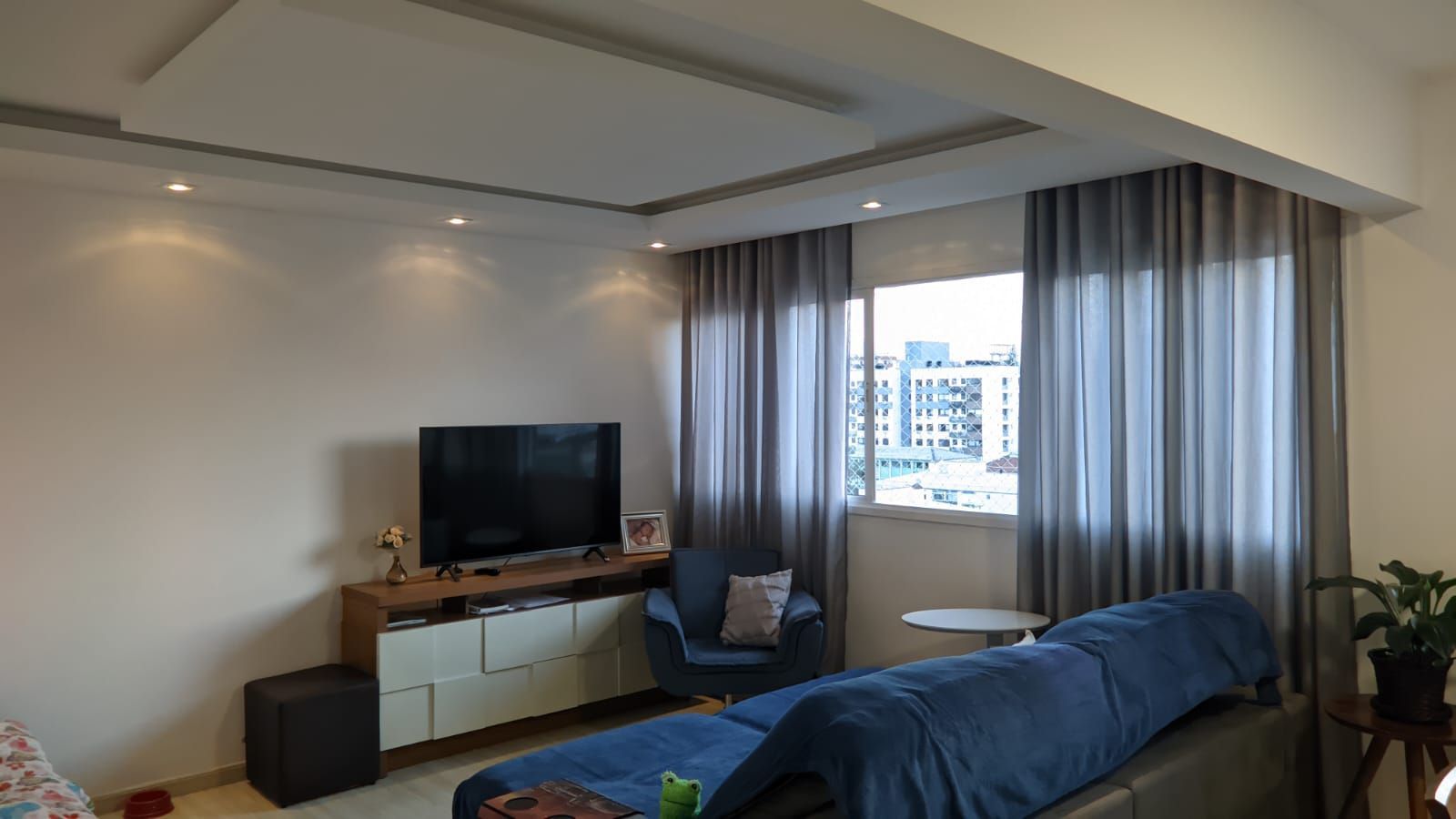 Apartamento à venda com 70m², 3 quartos, 1 suíte, 1 vaga no bairro Passo d'Areia em Porto Alegre