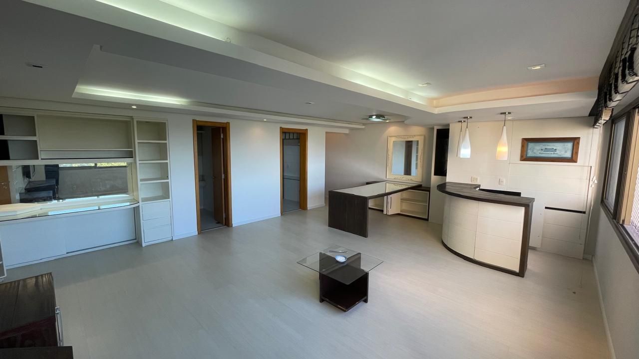 Apartamento à venda com 3 quartos, 117m² - Foto 4