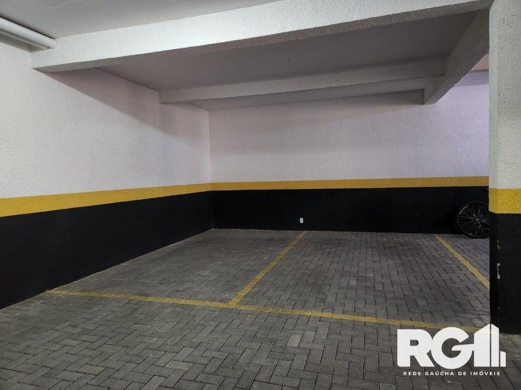 Apartamento à venda com 3 quartos, 222m² - Foto 12