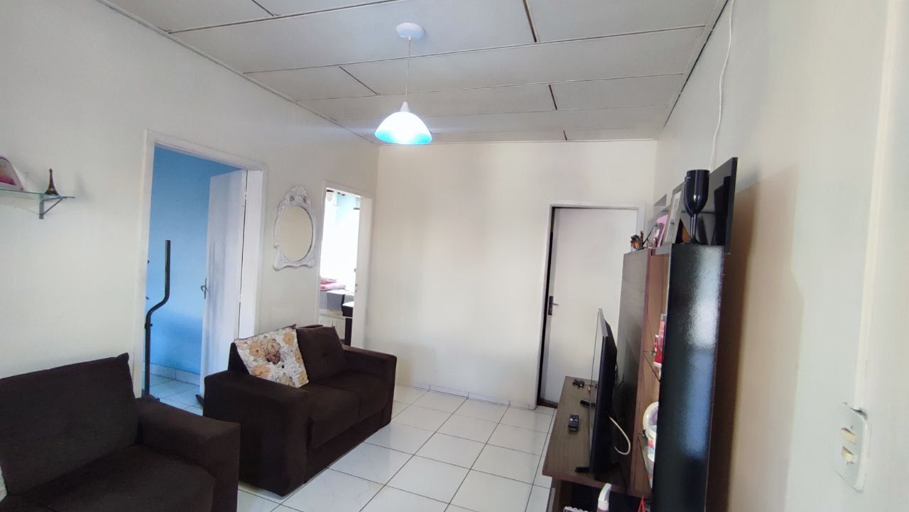 Casa, 4 quartos, 240 m² - Foto 4