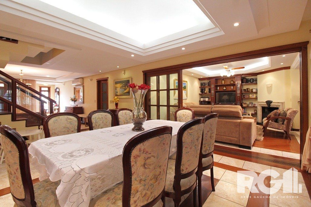 Casa à venda com 4 quartos, 381m² - Foto 9