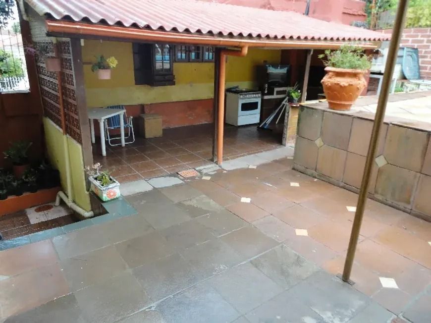 Casa, 3 quartos, 199 m² - Foto 2