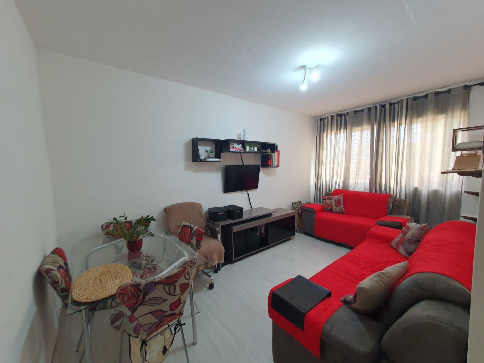 Apartamento à venda com 44m², 1 quarto no bairro Partenon em Porto Alegre