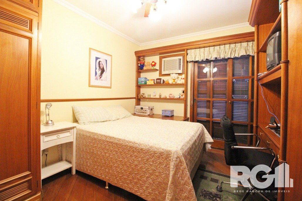 Casa à venda com 4 quartos, 381m² - Foto 14