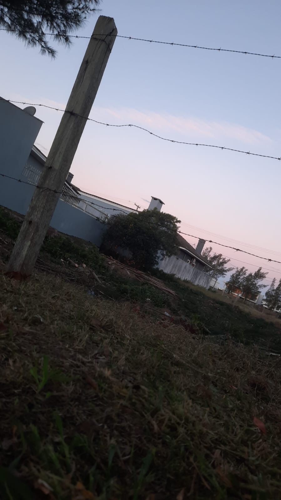 Terreno 300m² (12x25) Praia Atlântida Sul a 500m do mar — foto 2