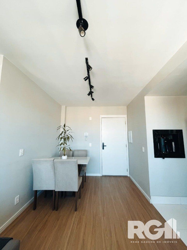 Apartamento à venda com 2 quartos, 58m² - Foto 3