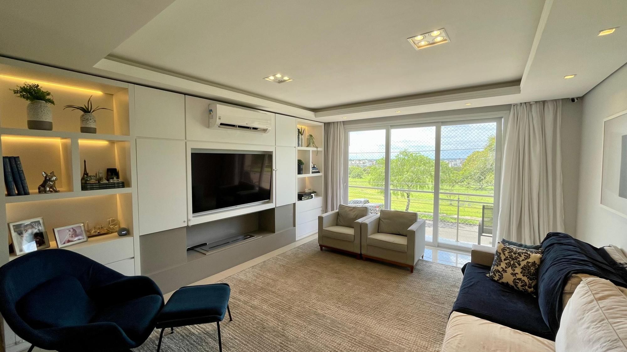 Casa mobiliada com living integrado e pátio gourmet