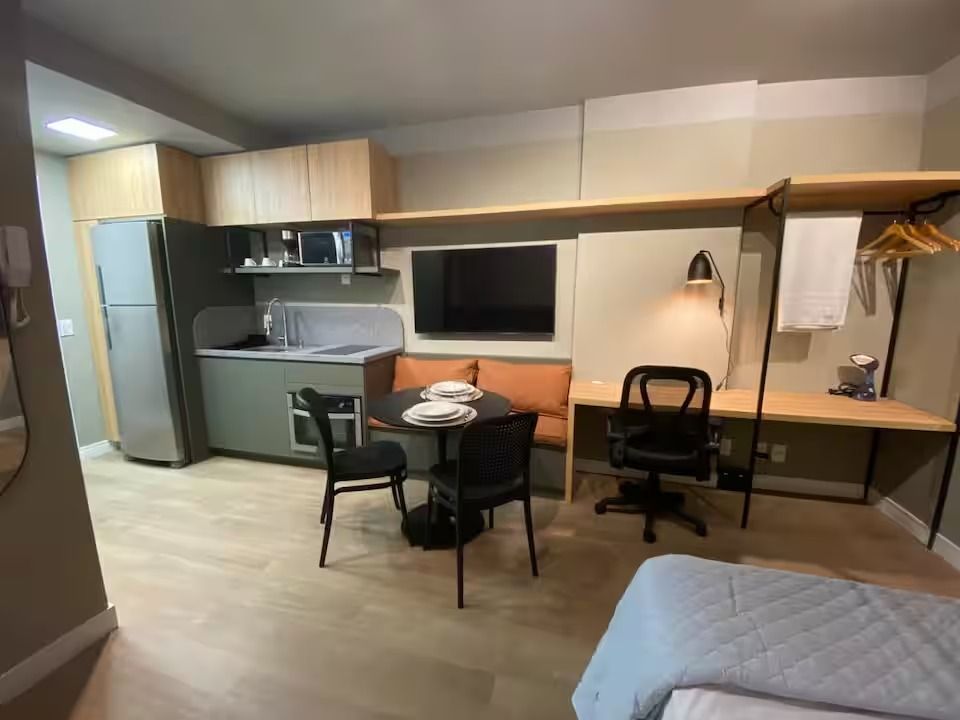 Apartamento Mobiliado 1 dorm e vaga no Mont Serrat - Porto Alegre