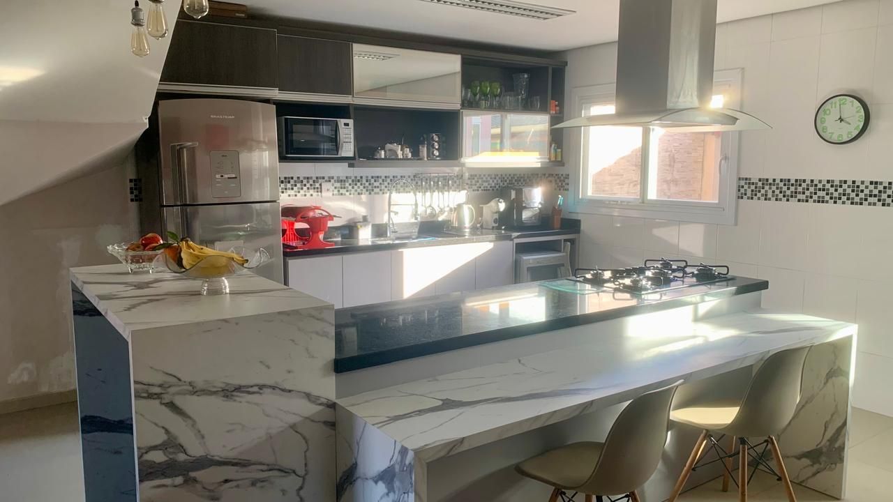 Casa à venda com 2 quartos, 128m² - Foto 10