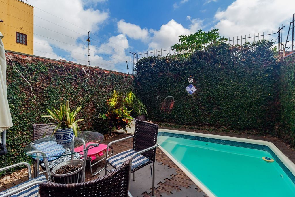 Casa, 3 quartos, 172 m² - Foto 1