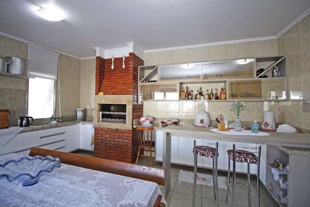 Cobertura à venda com 5 quartos, 252m² - Foto 6