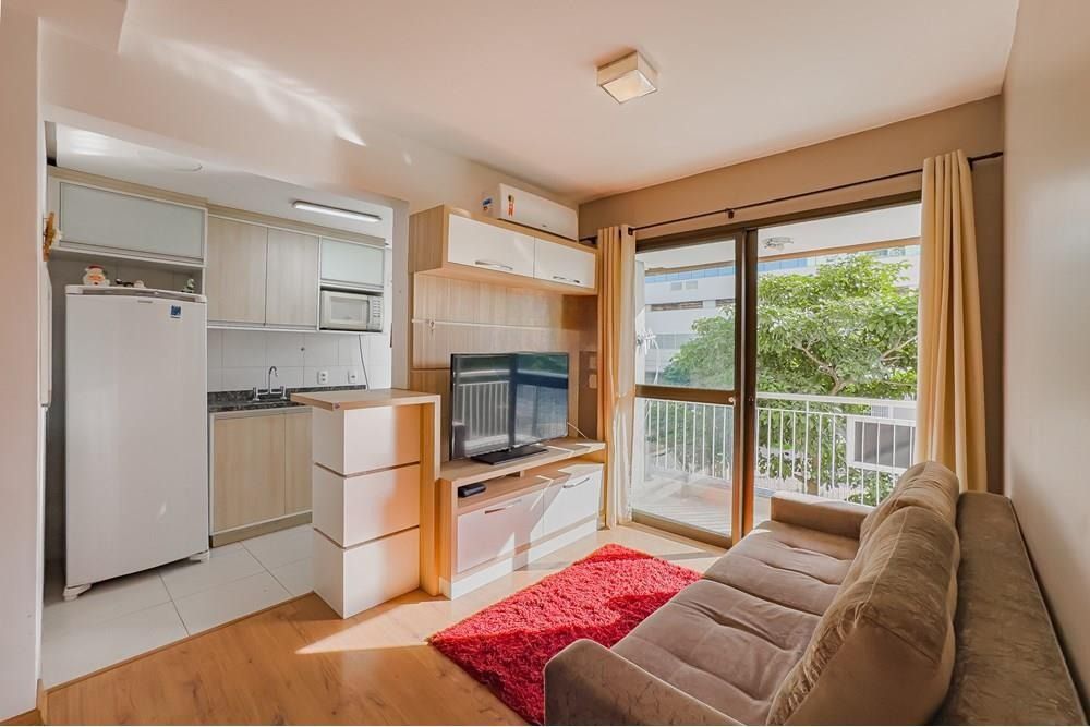 Apartamento com Sacada no Passo da Areia — foto 2