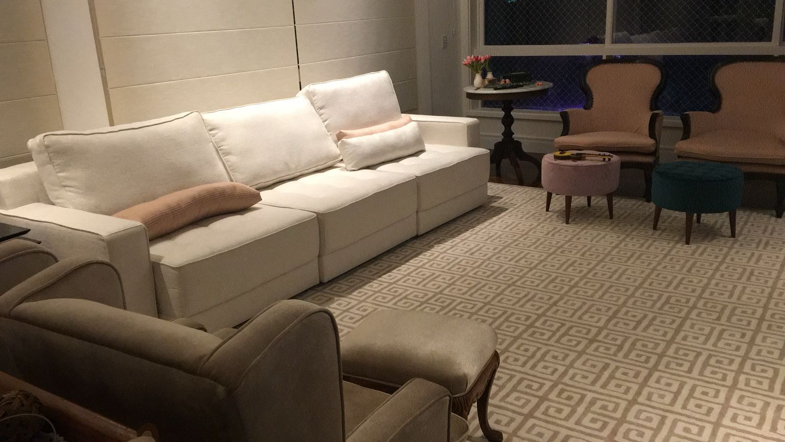 Apartamento à venda com 3 quartos, 170m², 1 suíte, Rua Jerônimo Coelho no bairro Centro Histórico em Porto Alegre