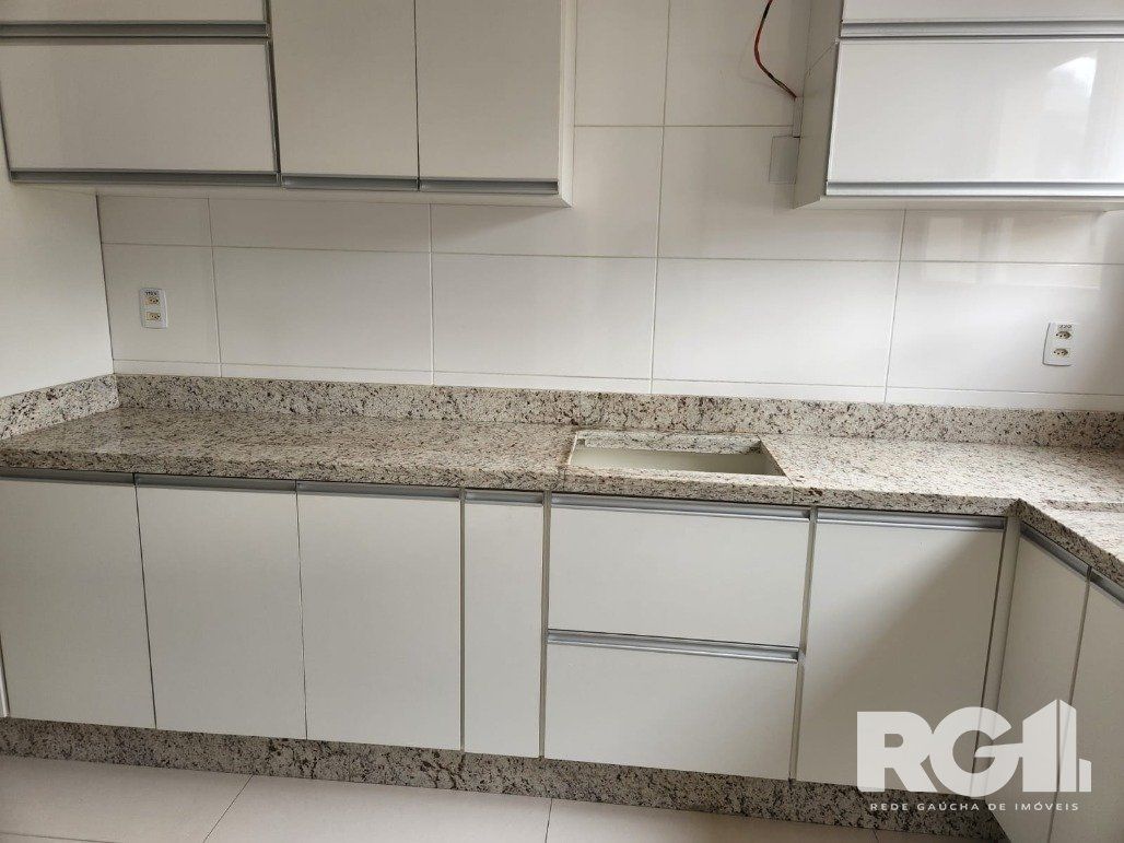 Apartamento à venda com 3 quartos, 222m² - Foto 6