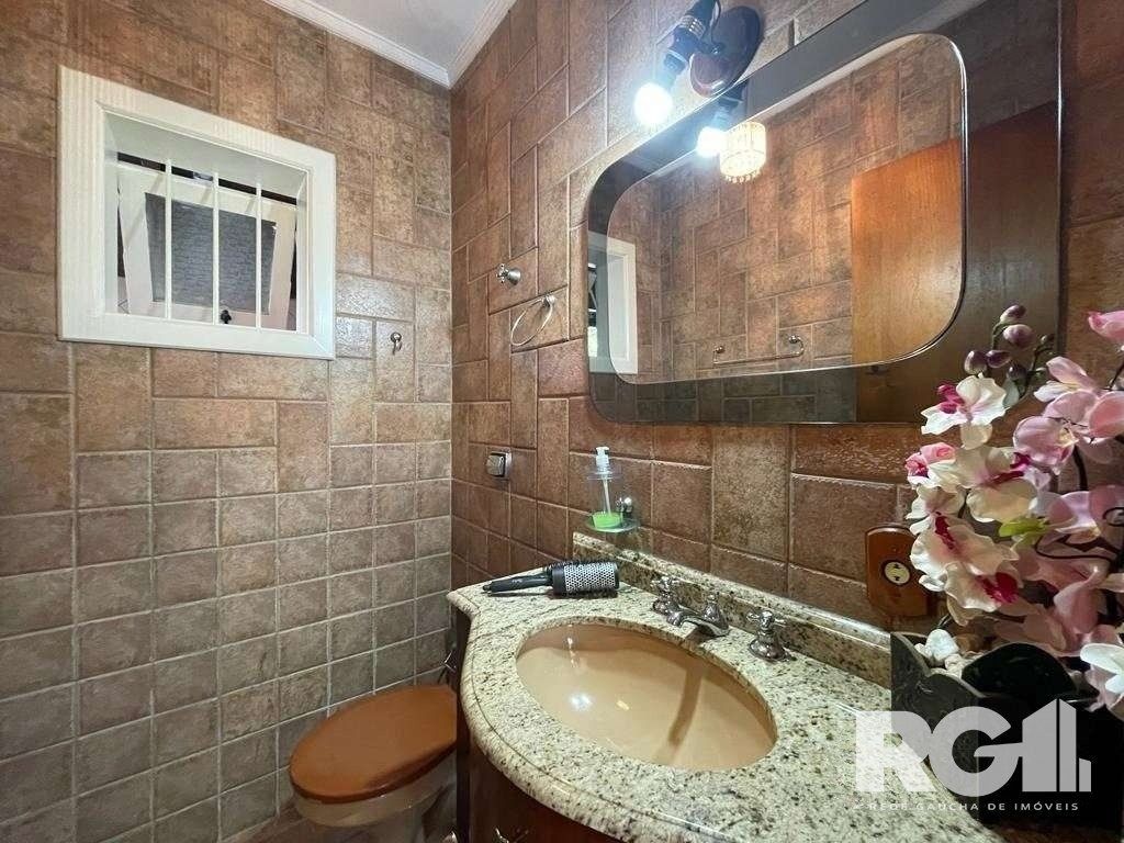 Casa à venda com 3 quartos, 298m² - Foto 7