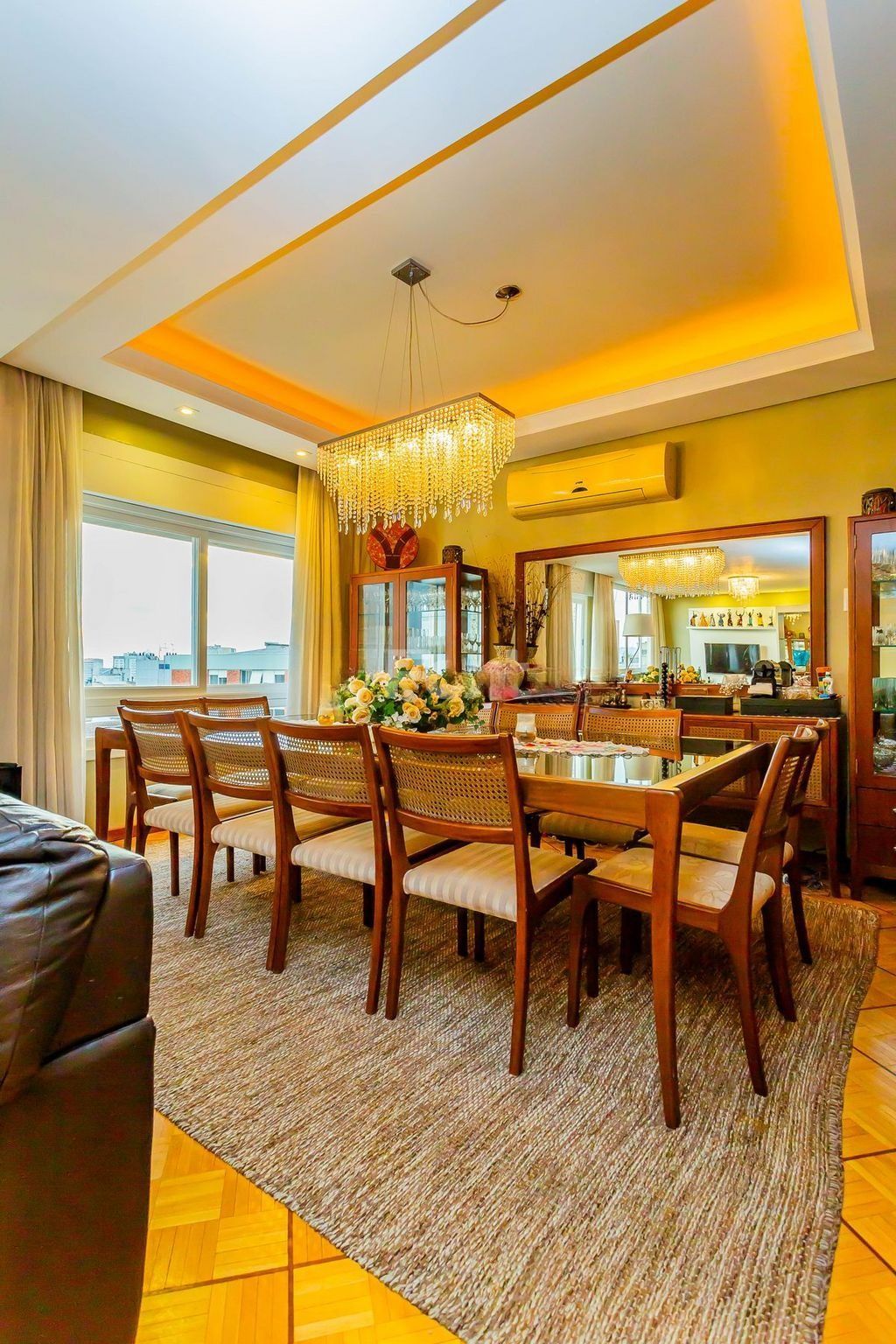 Apartamento à venda com 3 quartos, 223m² - Foto 3