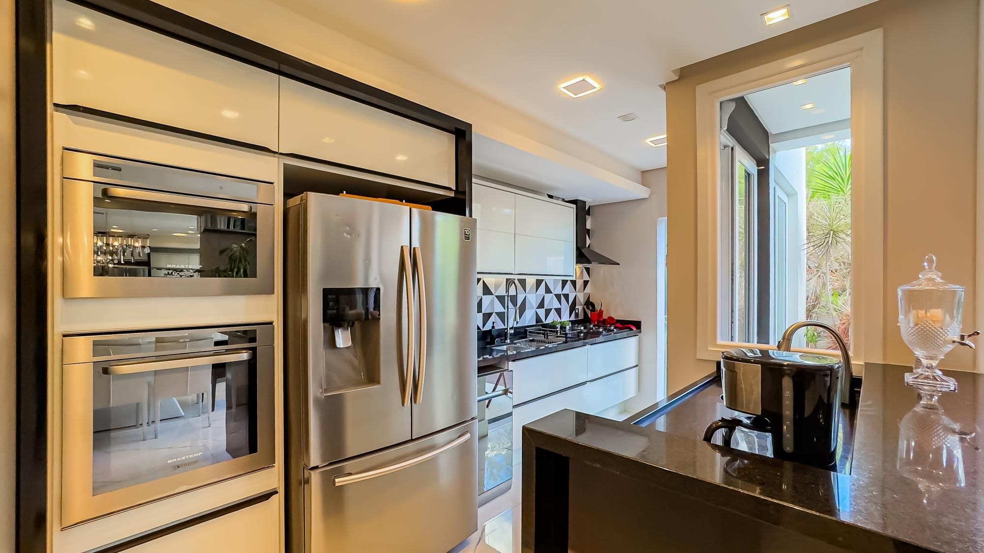 Casa de Condomínio à venda com 3 quartos, 330m² - Foto 19