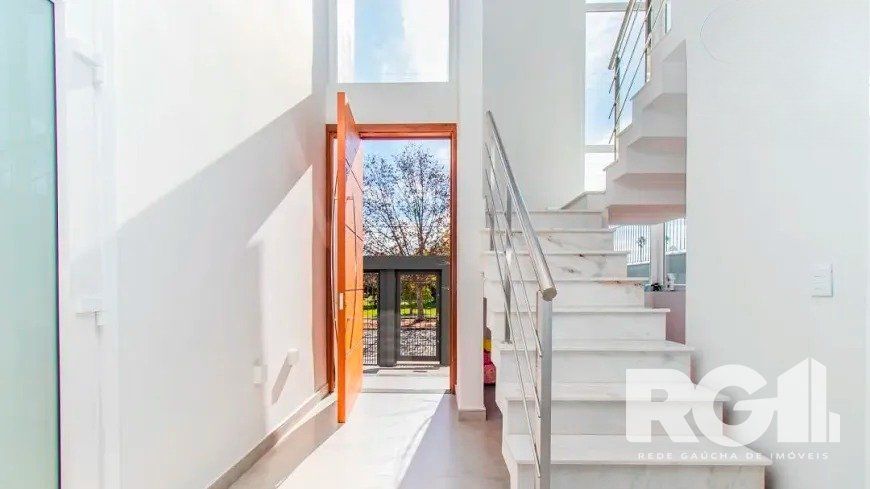 Casa à venda com 4 quartos, 240m² - Foto 3