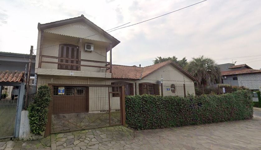 Casa 5 dormitórios