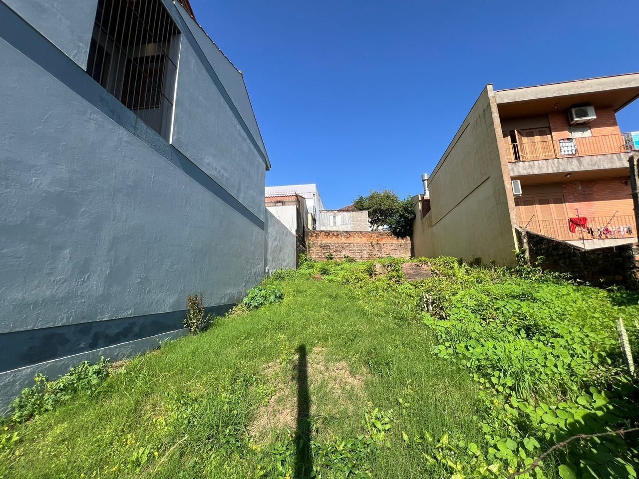 Terreno com 286m², localizado no Jardim Floresta,