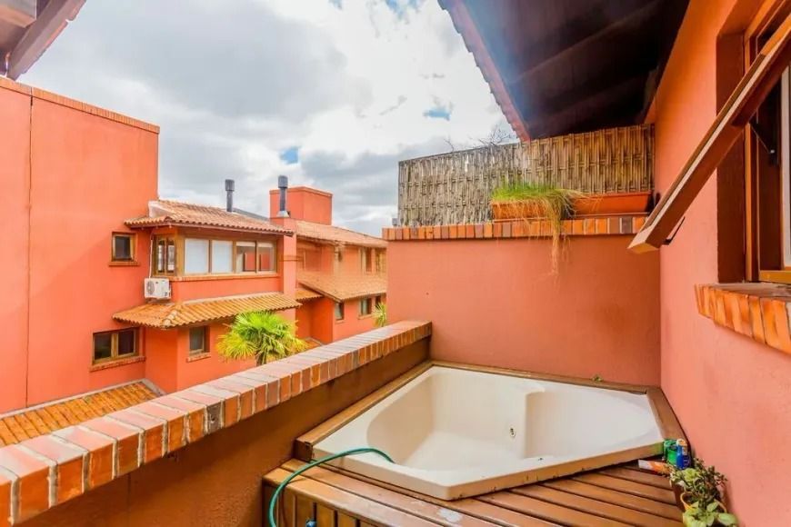 Casa de Condomínio à venda com 3 quartos, 215m² - Foto 25
