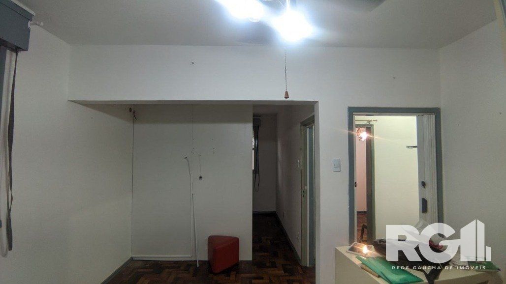 Apartamento à venda com 2 quartos, 60m² - Foto 15