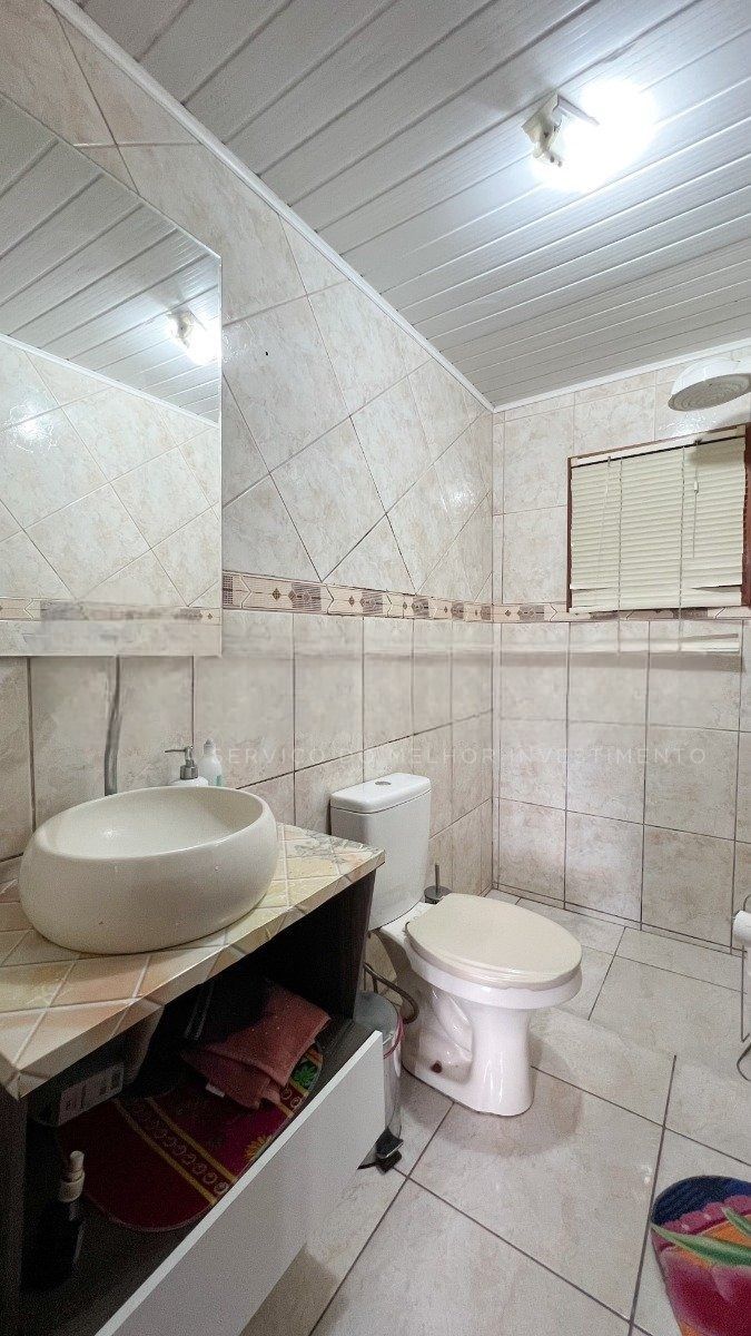 Casa à venda com 4 quartos, 241m² - Foto 4