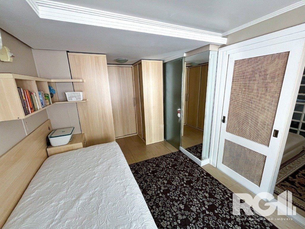 Casa à venda com 3 quartos, 390m² - Foto 8