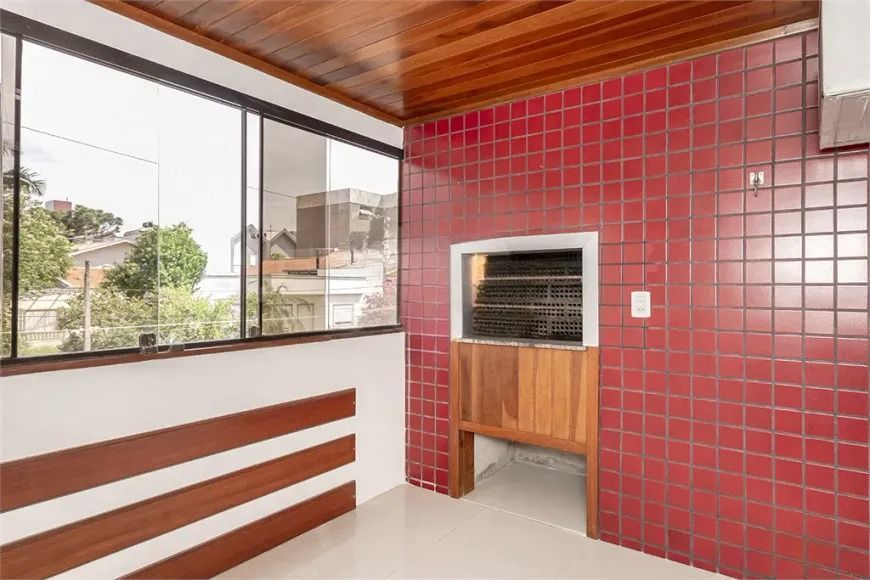 Apartamento com sacada e churrasqueira no Passo D’Areia