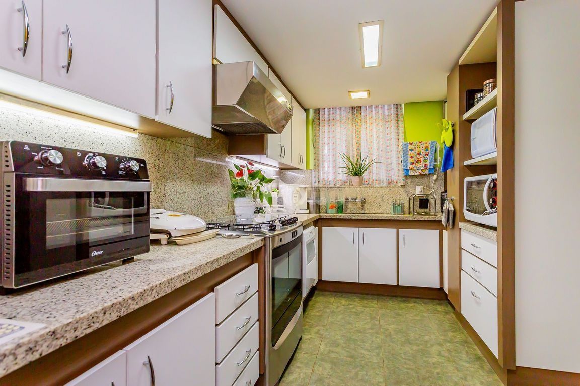 Apartamento à venda com 3 quartos, 223m² - Foto 27