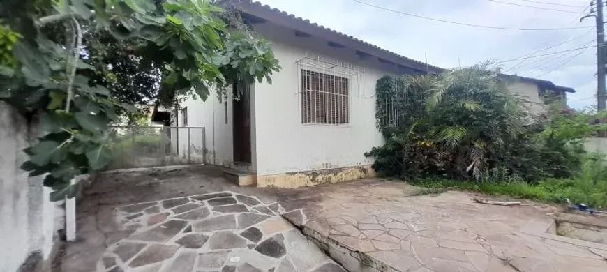 Casa, 2 dormitórios no bairro São Sebastião em Porto Alegre para Comprar
