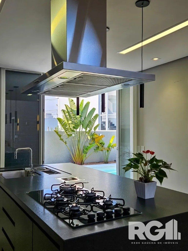 Casa de Condomínio à venda com 3 quartos, 250m² - Foto 6