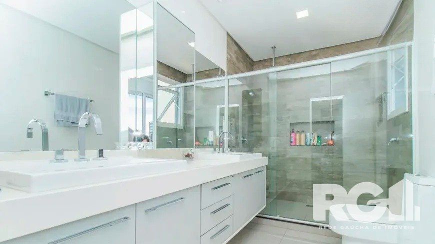 Casa à venda com 4 quartos, 240m² - Foto 14