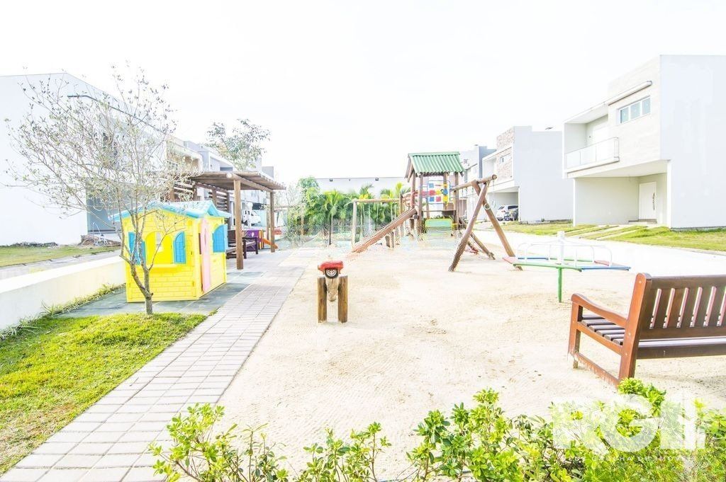 Casa de Condomínio à venda com 3 quartos, 241m² - Foto 38