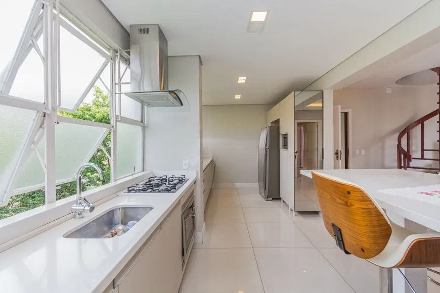 Cobertura à venda com 3 quartos, 235m² - Foto 13
